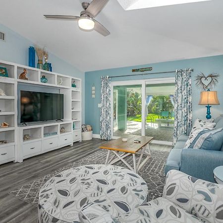 Dog Friendly Home Wprivate Fenced Yard, Garage & Fire Pit Steps To The Beach! Нью-Смірна-Біч Екстер'єр фото